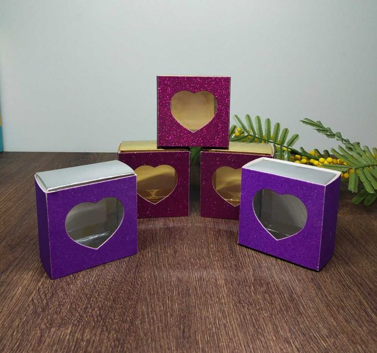 Небольшие подарочные коробочки