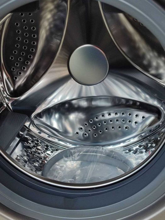 Продается стиральная машина IMMER BLACK 10DD