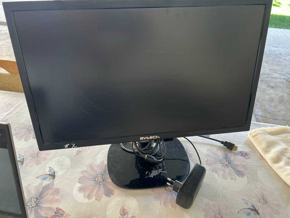 Avtech Monitor LED M1000 22D