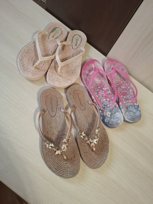 Lot 3 perechi slapi plaja