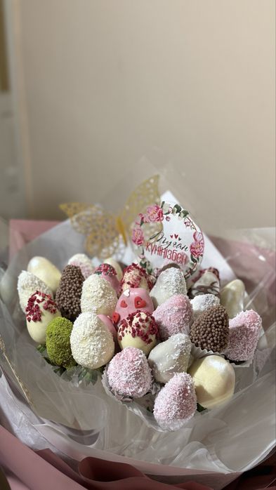 Торты на заказ и в наличии