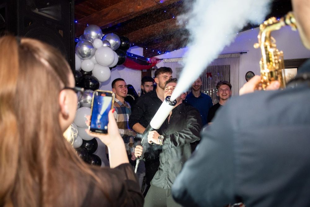 Închiriere sistem lumini evenimente, pistol co2