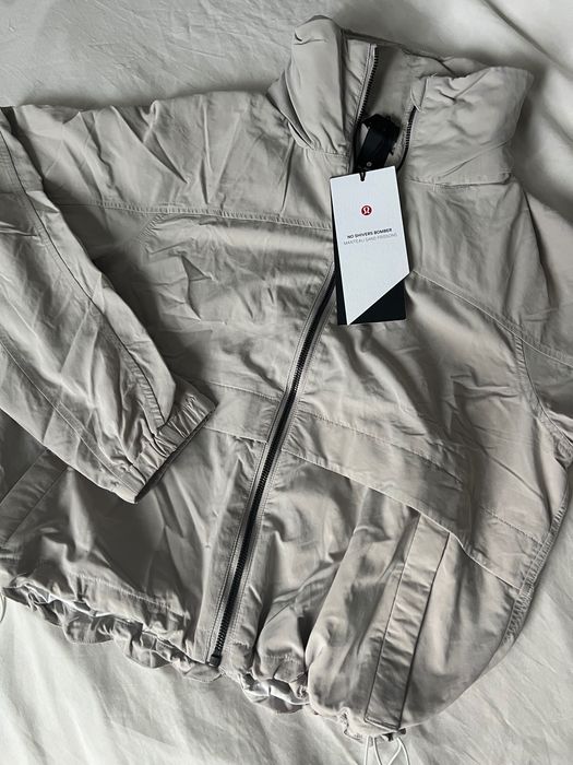 Lululemon яке ветровка