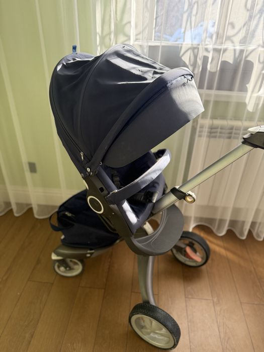 Коляска прогулочная stokke