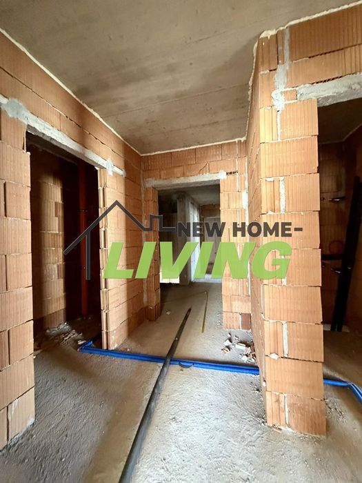 Продава се Тристаен апартамент в Пловдив, Тракия - 111 кв.м за 638 €/кв.м - Снимка #8