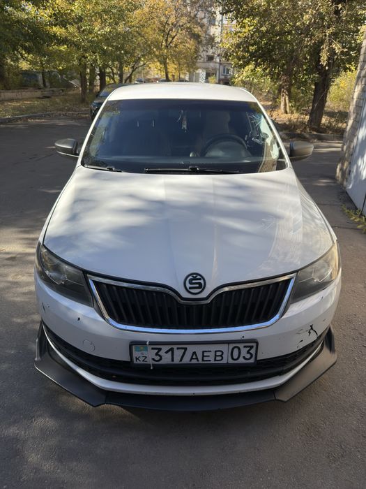 Продается Skoda rapid 2014
