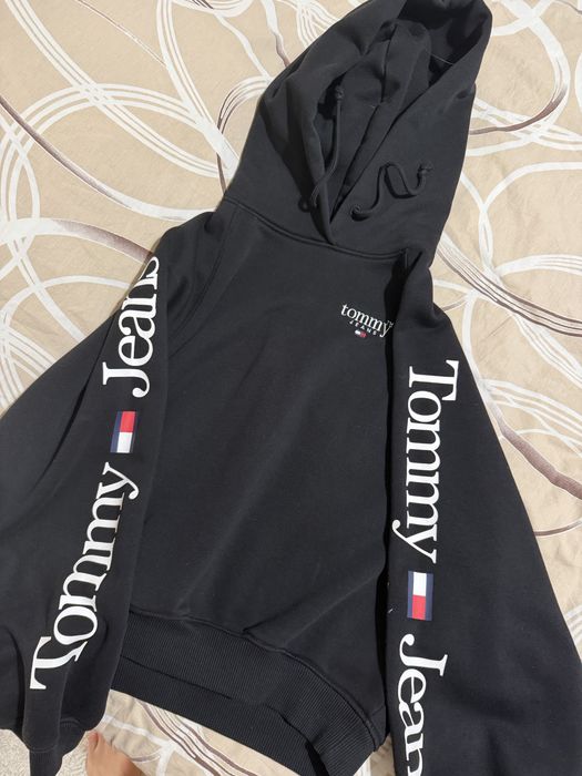 Ново худи Tommy jeans и Calvin