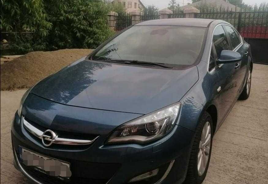 Opel Astra J, Notchback, 2014