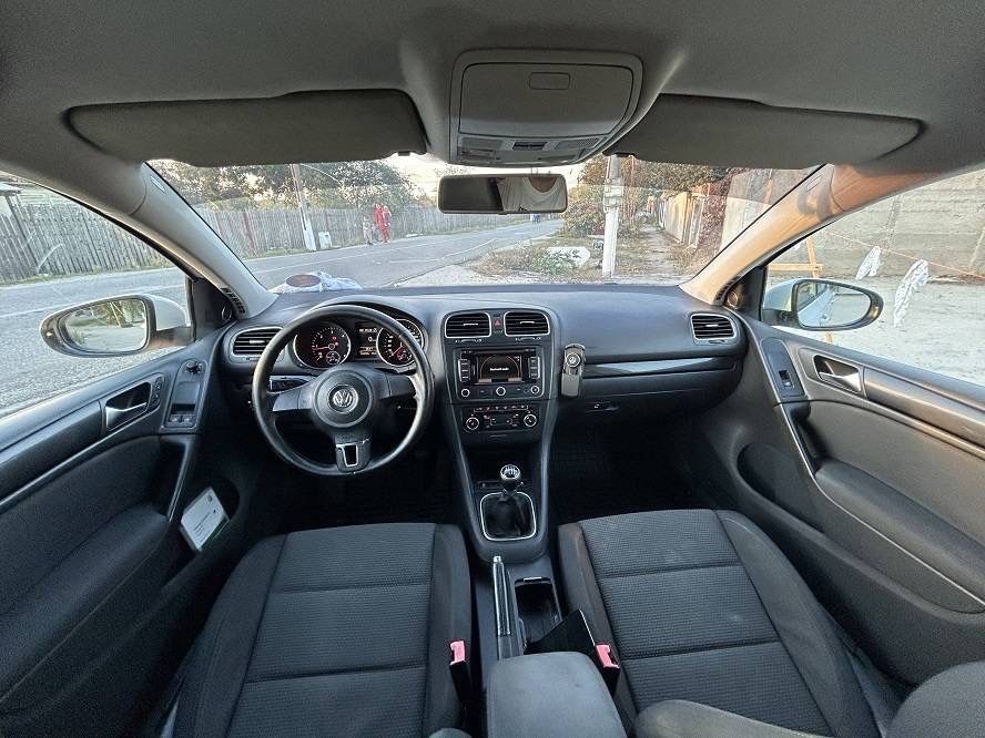 VOLKSWAGEN Golf 2012 — imagine 4
