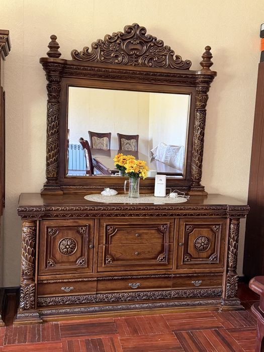 Продается сервант