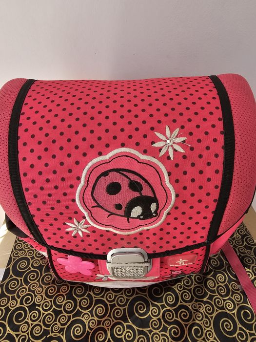 Ученическа раница за момиче