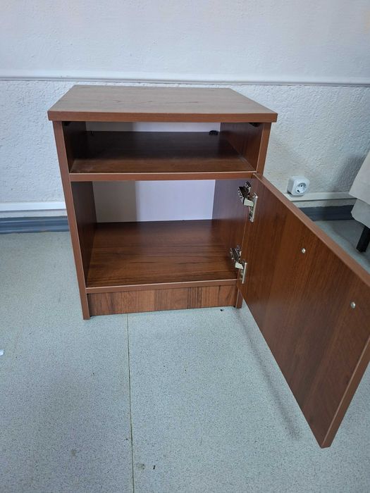 тумбочка прикроватная