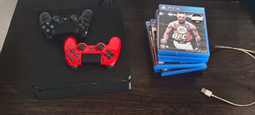 Пс 4 1 тбайт 2 джостик + игры