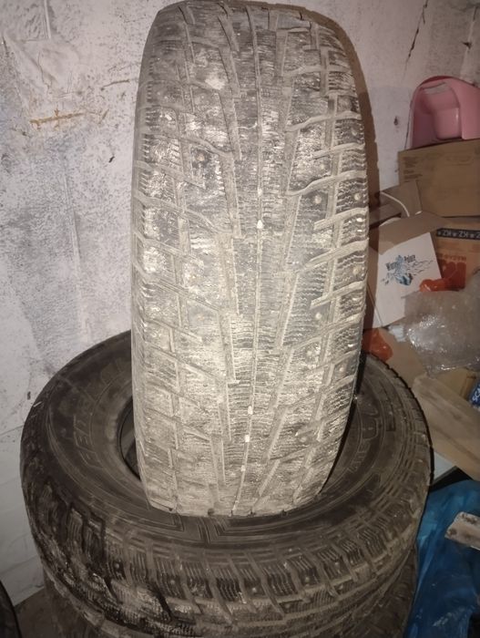 Зимние шины в отличном состояний