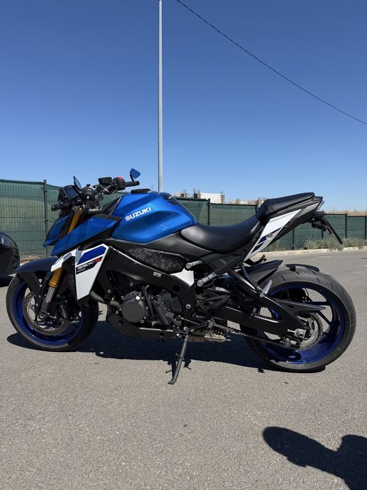Suzuki GSXS 1000