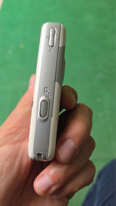 Sony Ericsson W810 Alb Telefon cu butoane