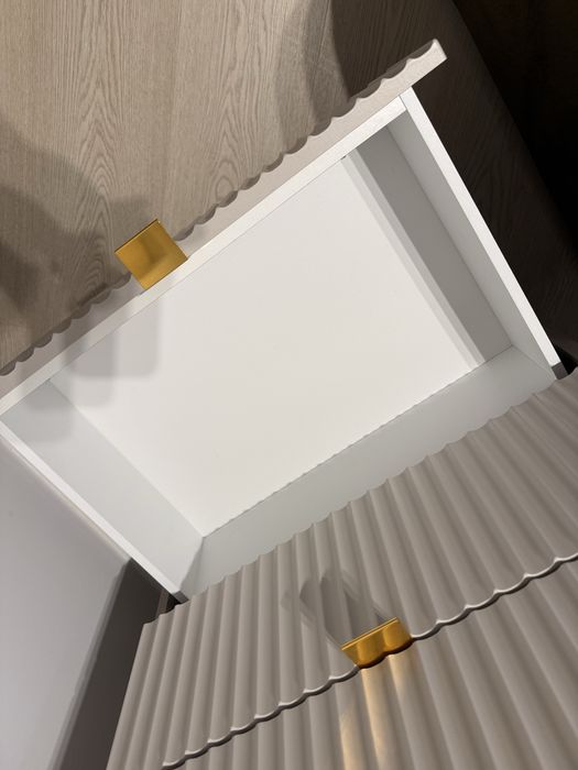 Set 2 comode bej mobexpert ca noi