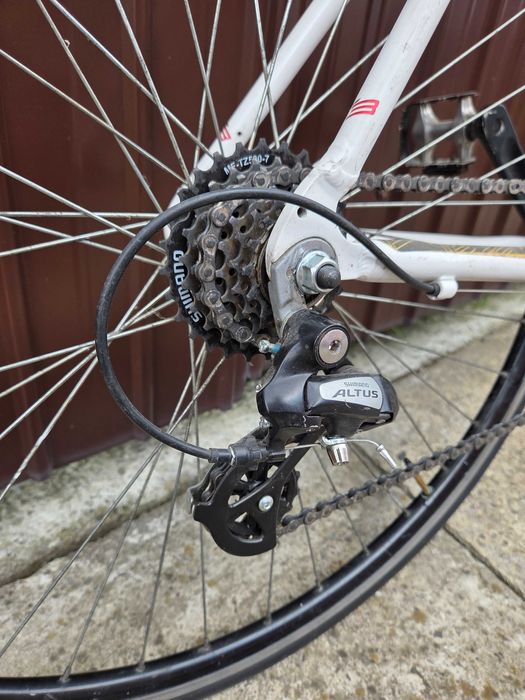 Bicicleta Cursiera B'TWIN Triban 3, Marime M 54,  3x7 viteze + Anvelope si Husa Protectie