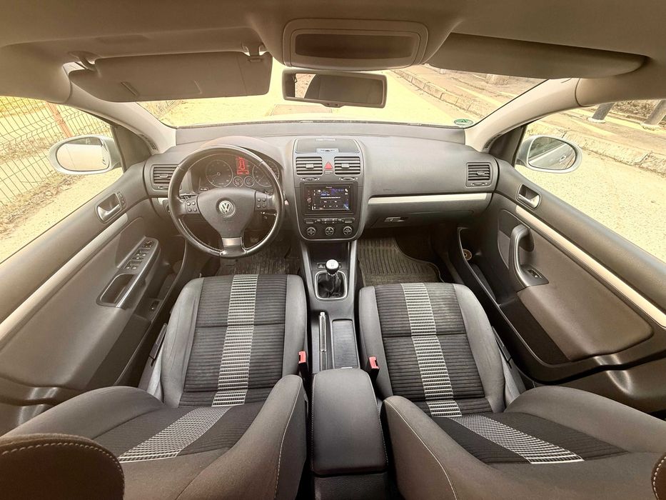 VW GOLF V 2009 217000km