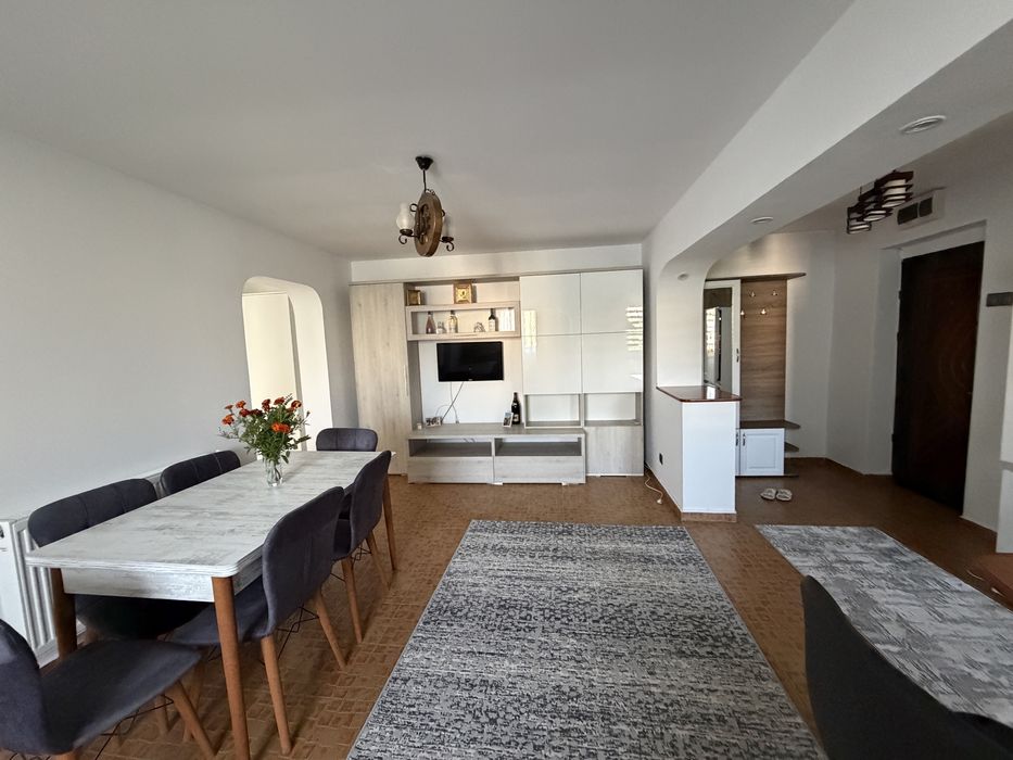 Apartament de inchiriat