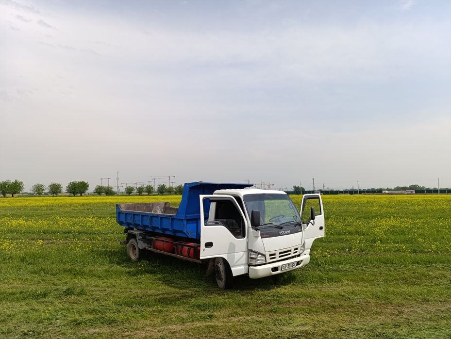 Вывоз мусора. Исузи