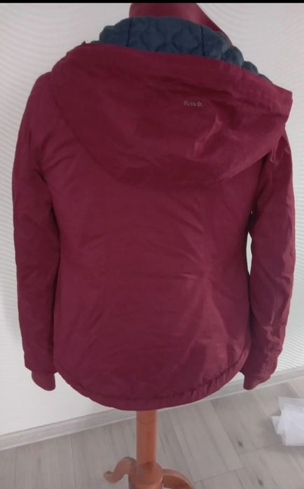 Jacheta matlasata Bench