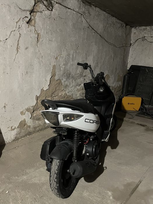 Продам скутер вента корса 125