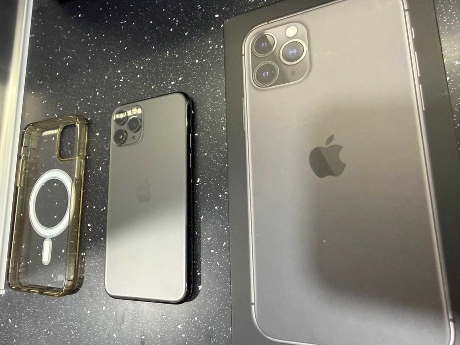 Продавам iPhone 11 Pro – 256 GB