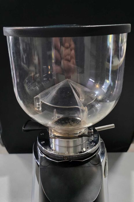 ***Професионална*** Кафемелачка Fiorenzato F4 Nano