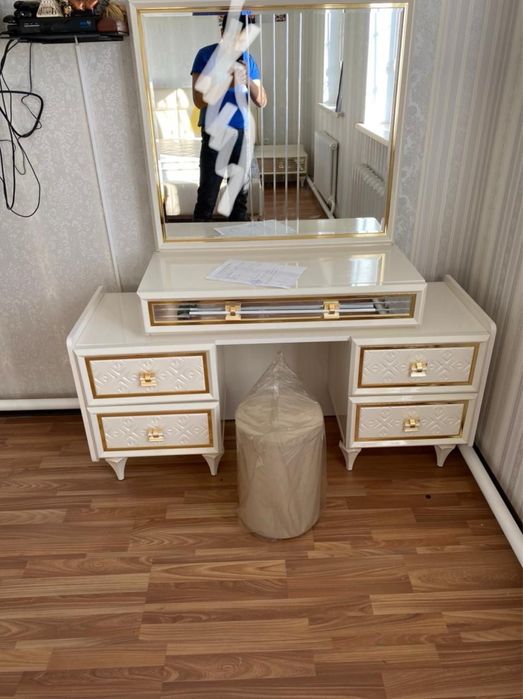 Спальная гарнитура