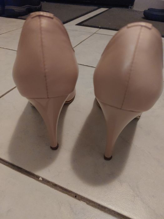 Pantofi din piele naturala 37