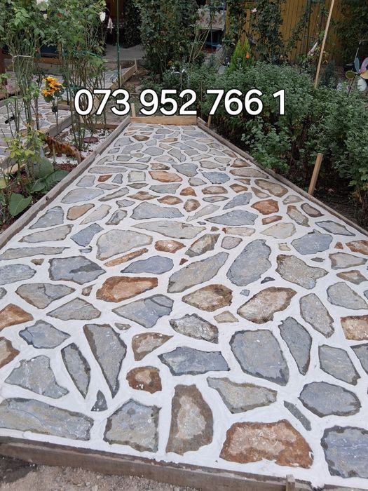 Piatră naturala cu manopera,ne deplasam în toată tara