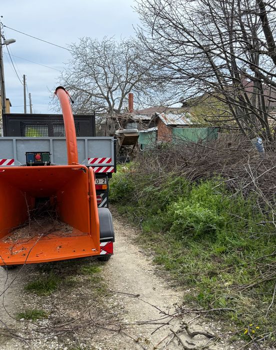 Услуги с дробилка и самосвал.