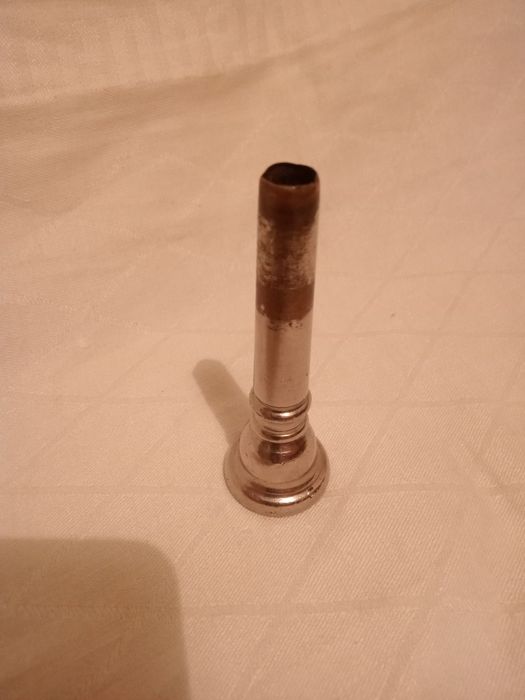 Продам мундштук .