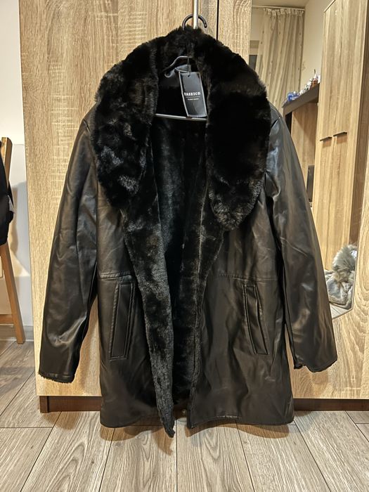 Jacheta/ geaca de piele cu blana