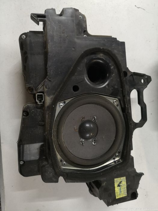 Tun Bass Toyota Land Cruiser J120 2004> Oem 8615060110
