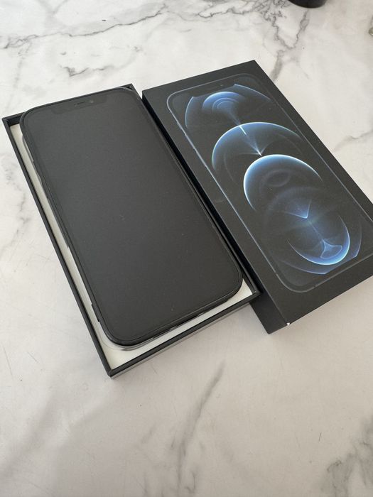 Продам iPhone 12 pro