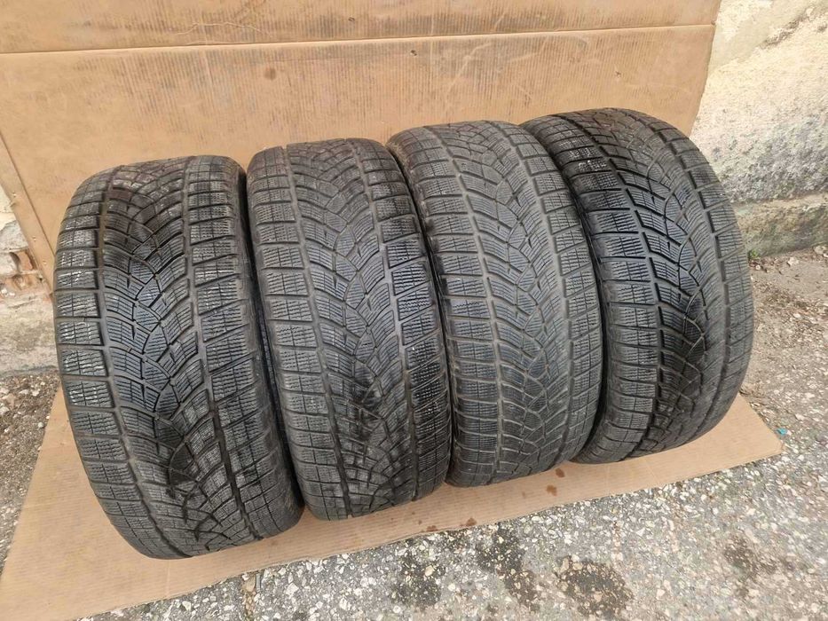 4 Goodyear R21 275/45 Зимни гуми DOT3521