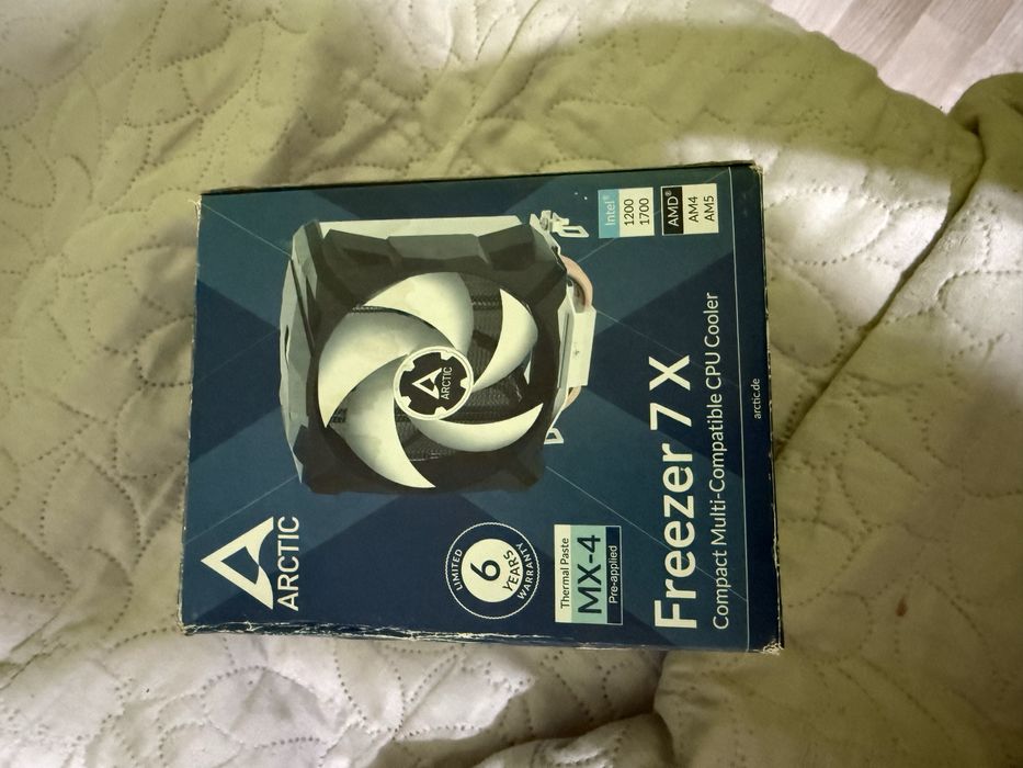cooler procesor arctic freezer 7x