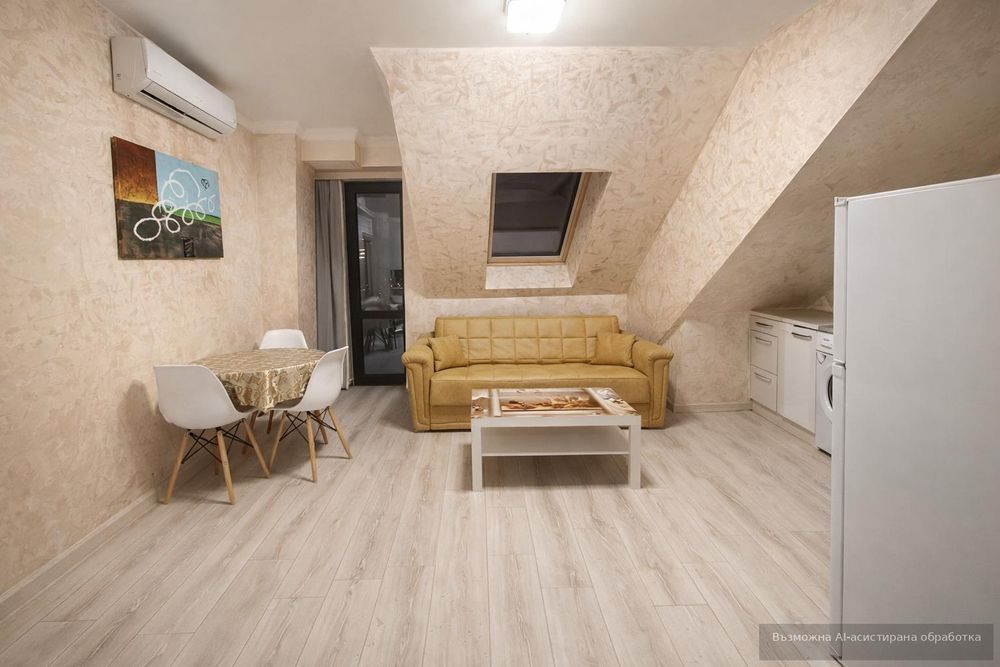 Двустаен апартамент в жк. Христо Смирненски