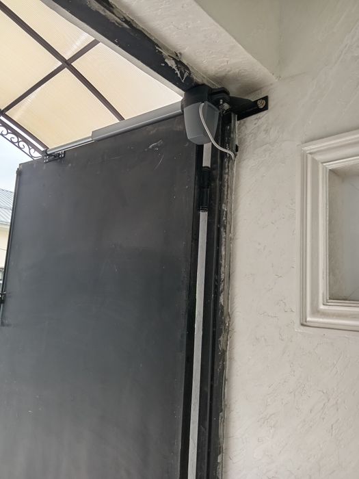 Установка автоматики на откатные и распашные ворота. POWERTECH. Roger.