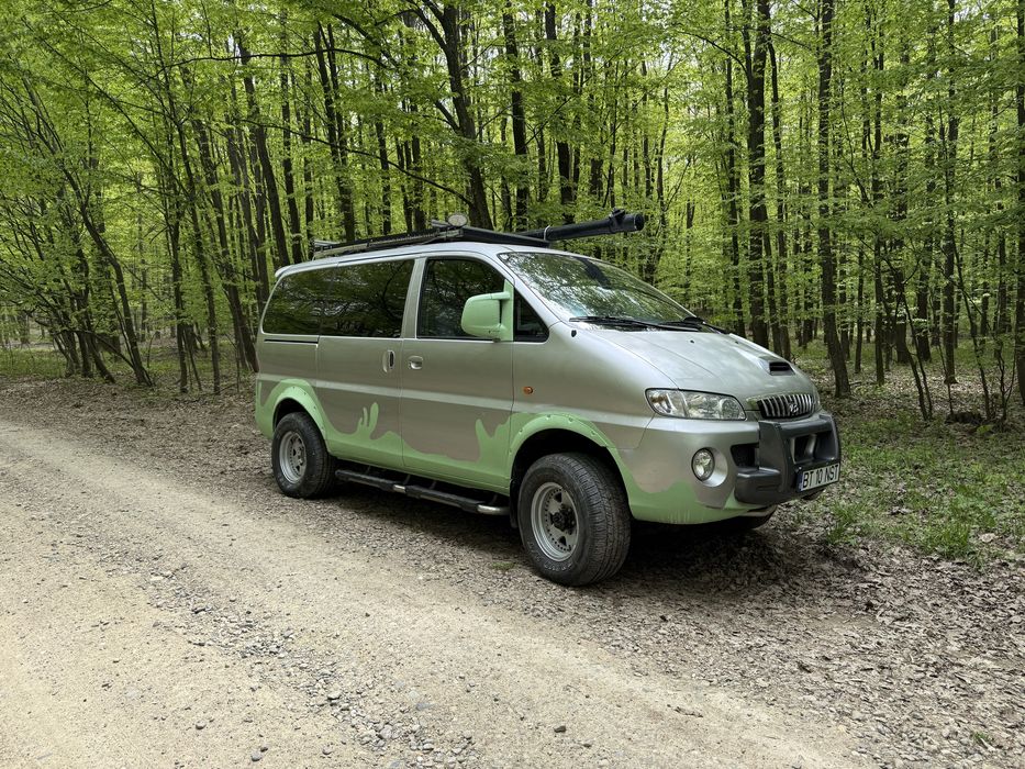 Hiunday h1 starex 4x4 overlanding