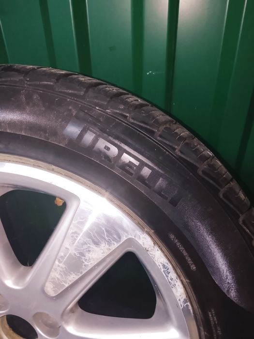 Продам шины в  отличном состоянии