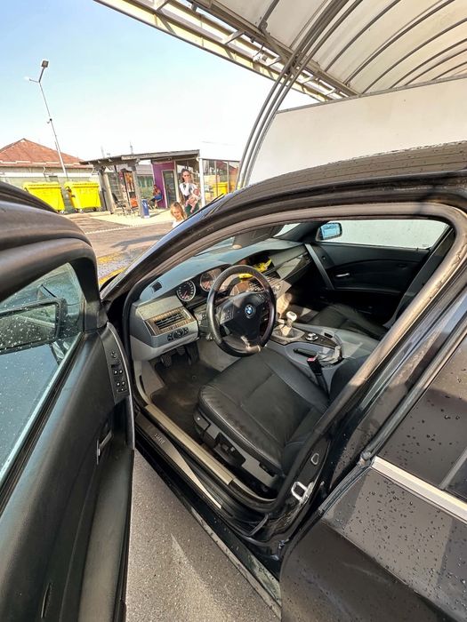 Vând bmw  1000€ merge bine