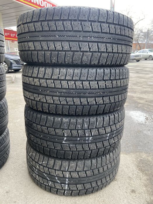 Комплект зимние шины 245/45/18 245/45R18 Nitto Япония.