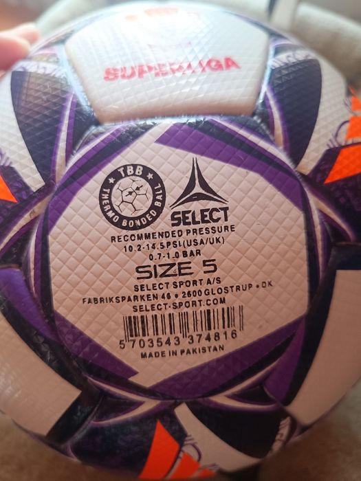 Mingie de fotbal Select ,originală .