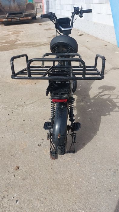 Электровелосипед(электроскутер)  сатылады.