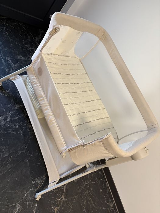 Patut co-sleeper Lionelo Leonie Plus