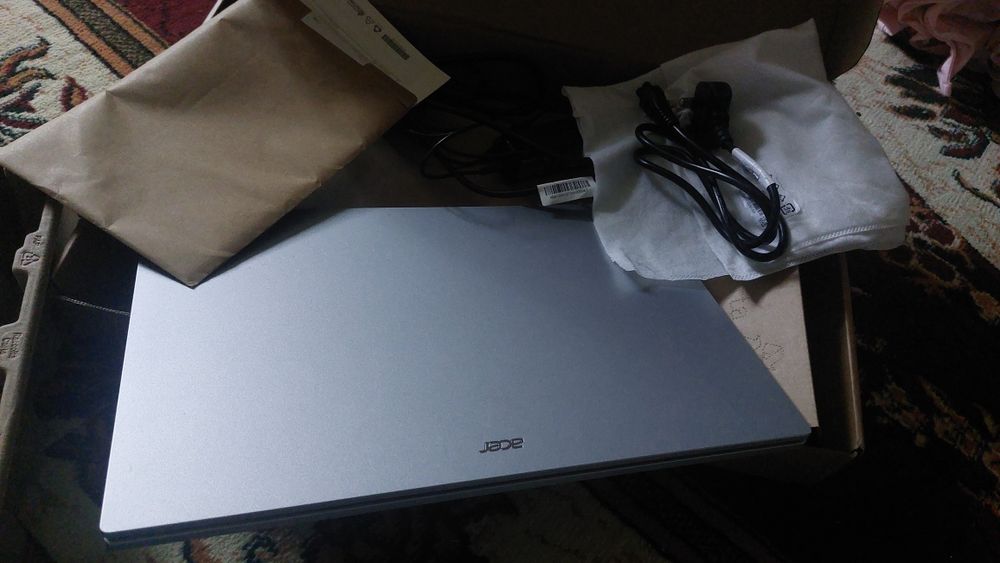 Kompyuter Acer 1 yıl garantiya