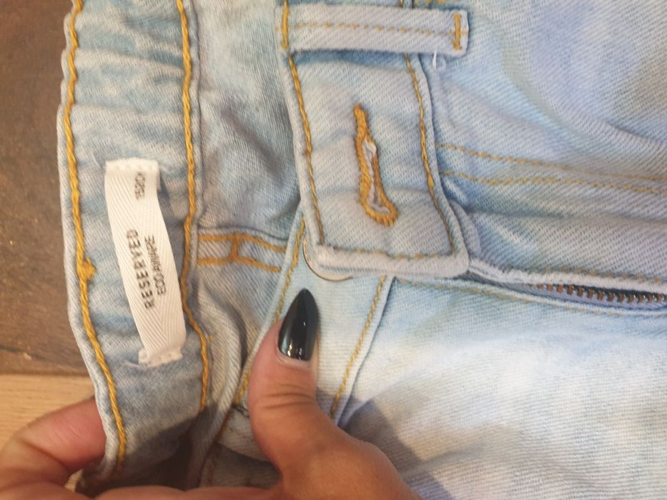 Lot pantaloni scurti 152